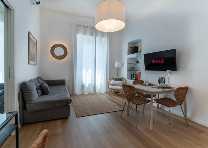 Pico - Roma 20 Apartman *